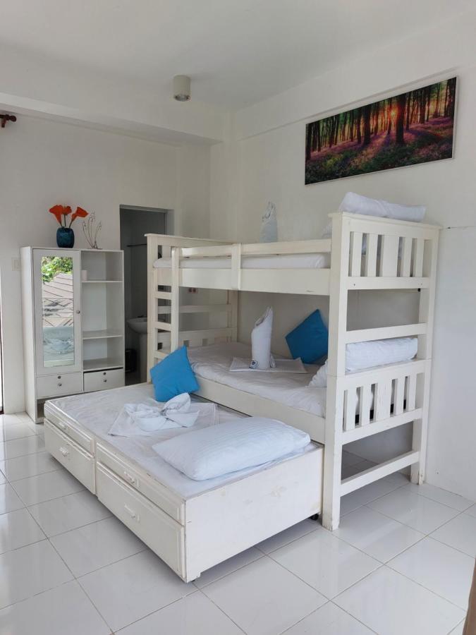 Rrj'S Beach Resort Oslob Buitenkant foto
